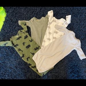 Newborn sleep gowns